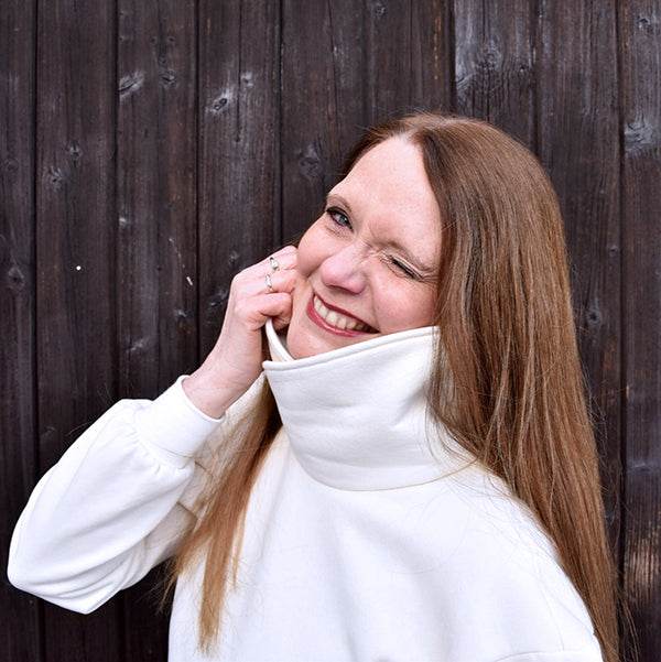 Schnittmuster Merit Sweater, Hoodie mit raffiniertem Rücken Gr. 34-54 - Sewando