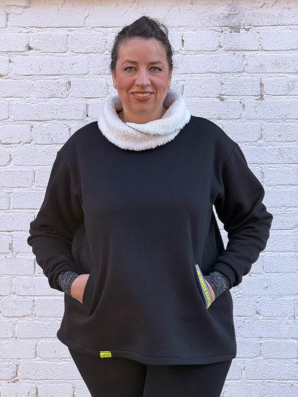 Schnittmuster Merit Sweater, Hoodie mit raffiniertem Rücken Gr. 34-54 - Sewando