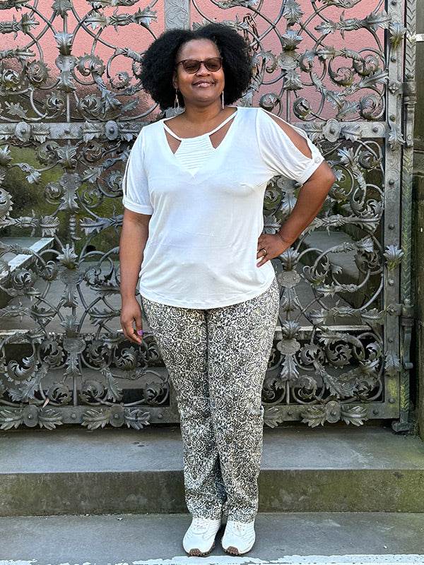 Schnittmuster Miray Shirt mit Ausschnitt- und Ärmelvariationen Gr. 34-54 - Sewando