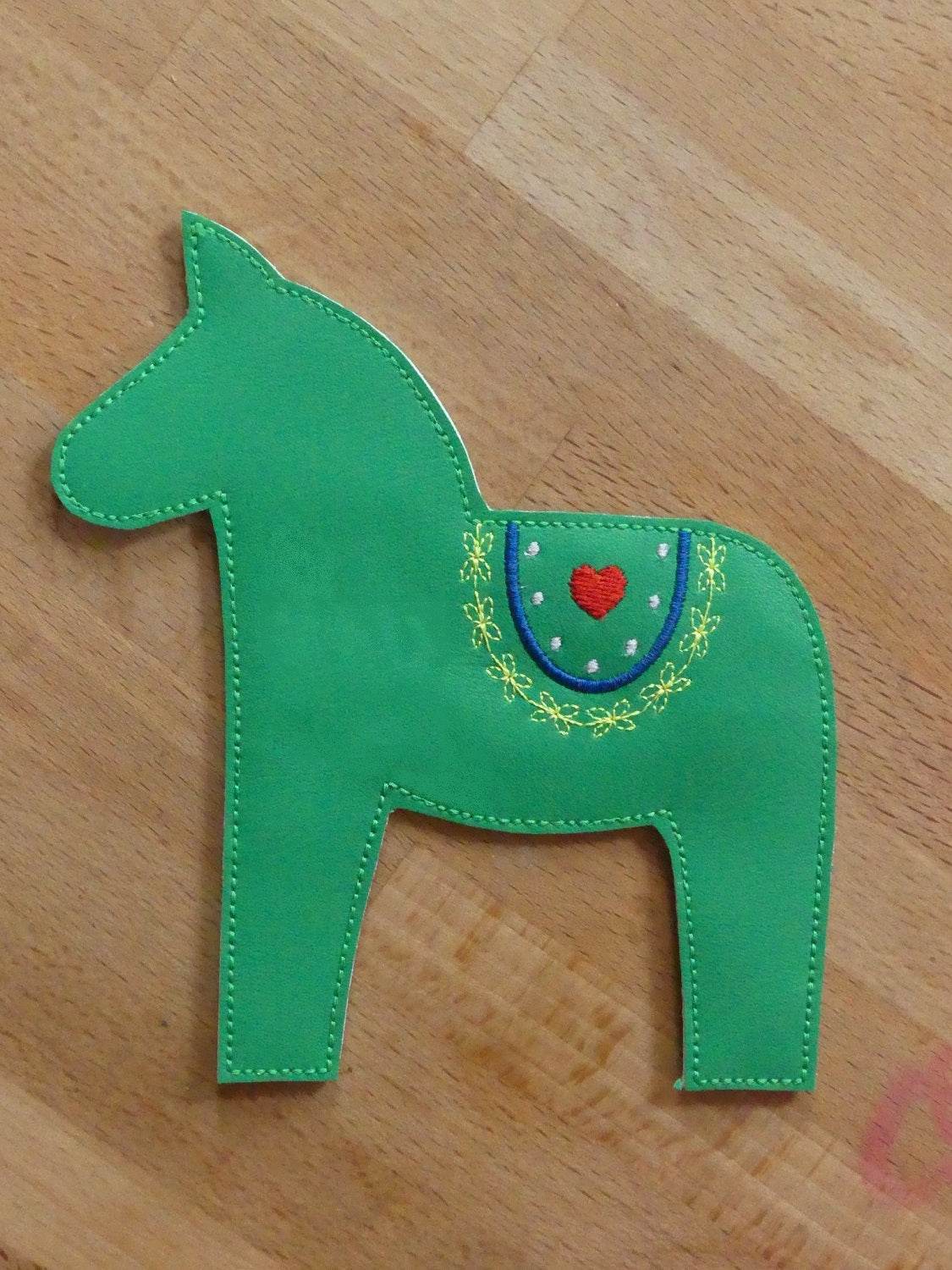 Stickdatei - Dala Pferde (12 Muster) - Sewando