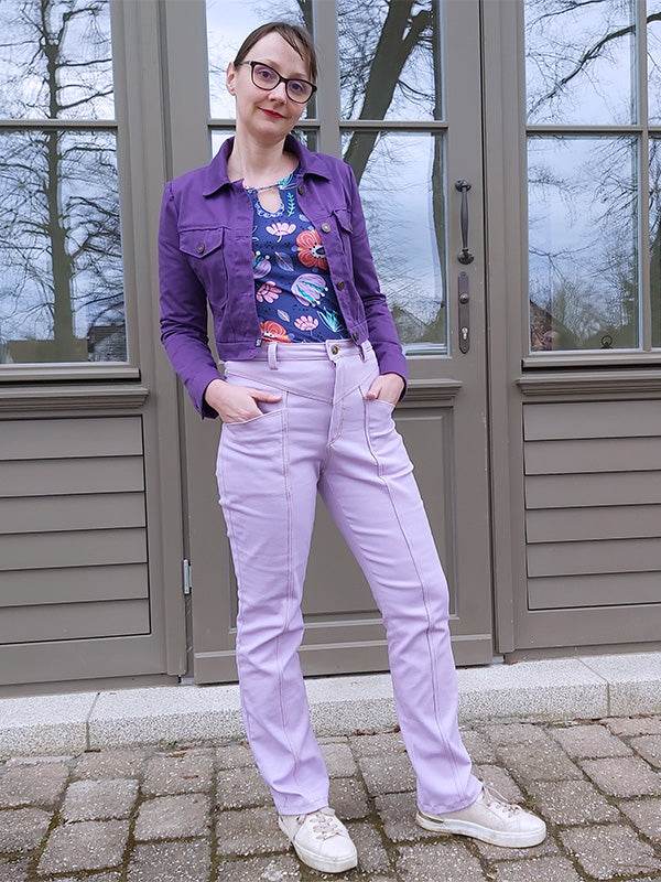 Schnittmuster PRIA- Jeans, Hose mit figurfreundlicher Längsnaht, fetzige Gesäßtaschen Gr. 34-54 - Sewando