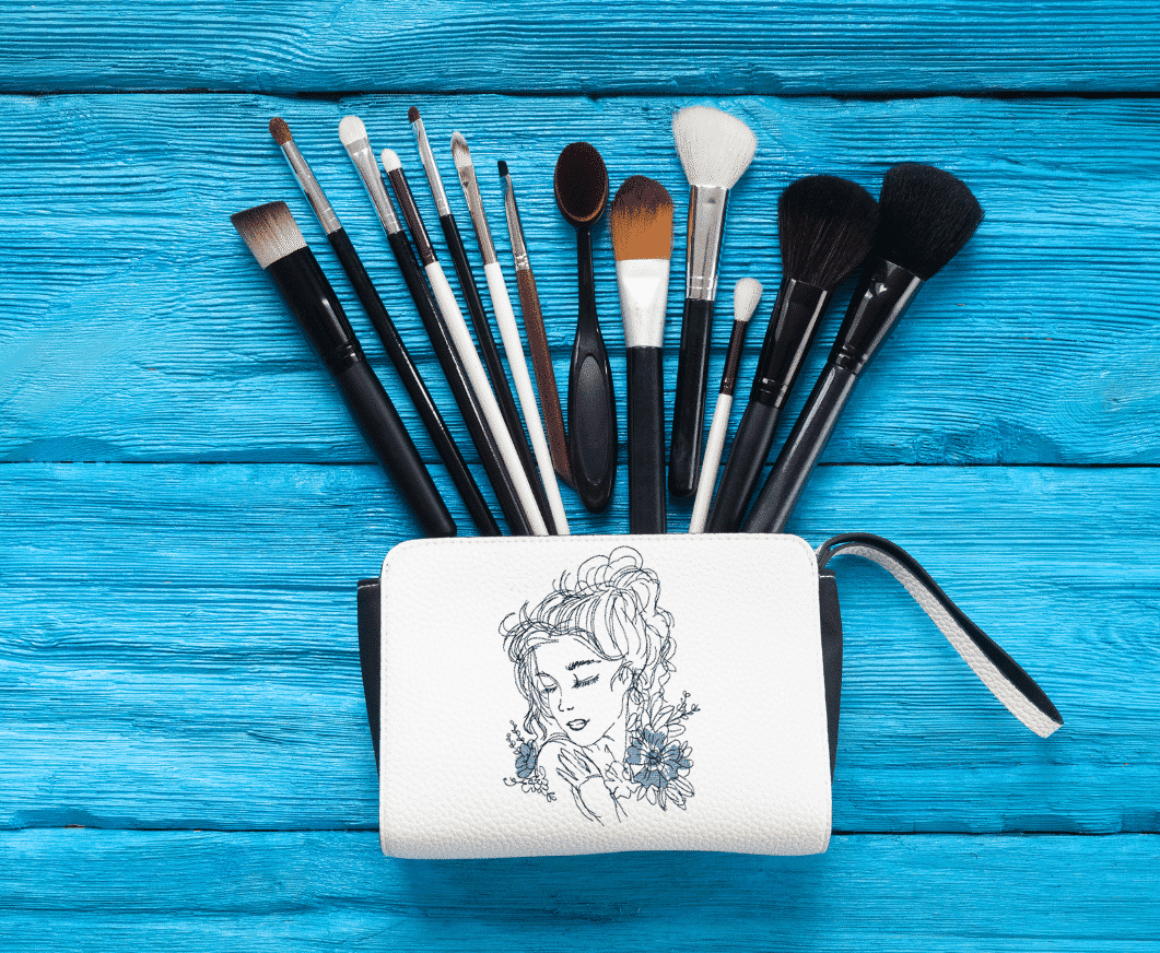 Frau Stickdatei – elegantes Motiv für besondere Momente & kreative Geschenke - Sewando