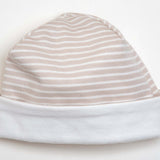 Schnittmuster Set Baby Strampler und Mütze, gestreifte Baby-Mütze in Beige und Weiß