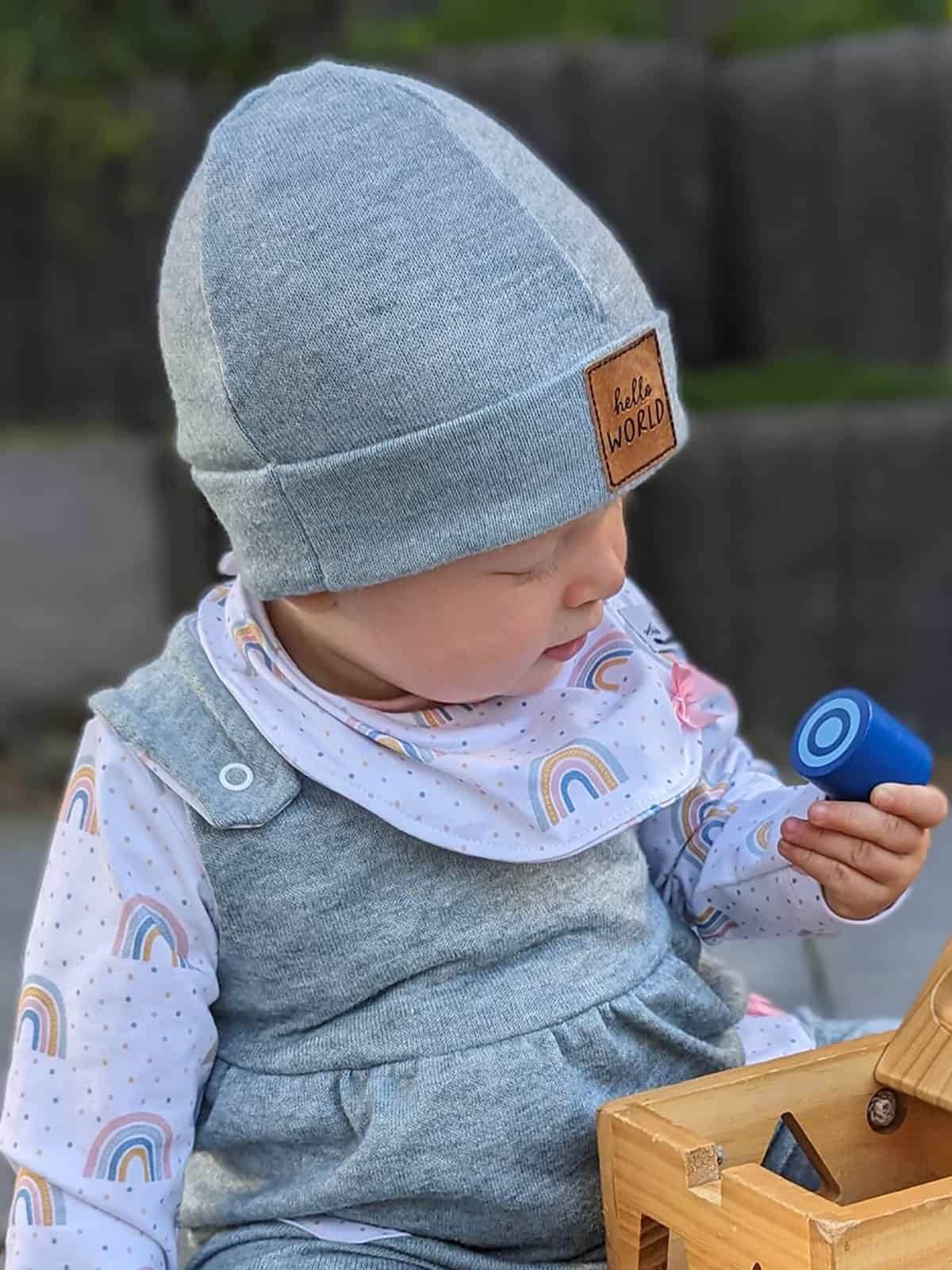 Freebook Happy Baby Mütze & Halstuch 50-92 - Sewando