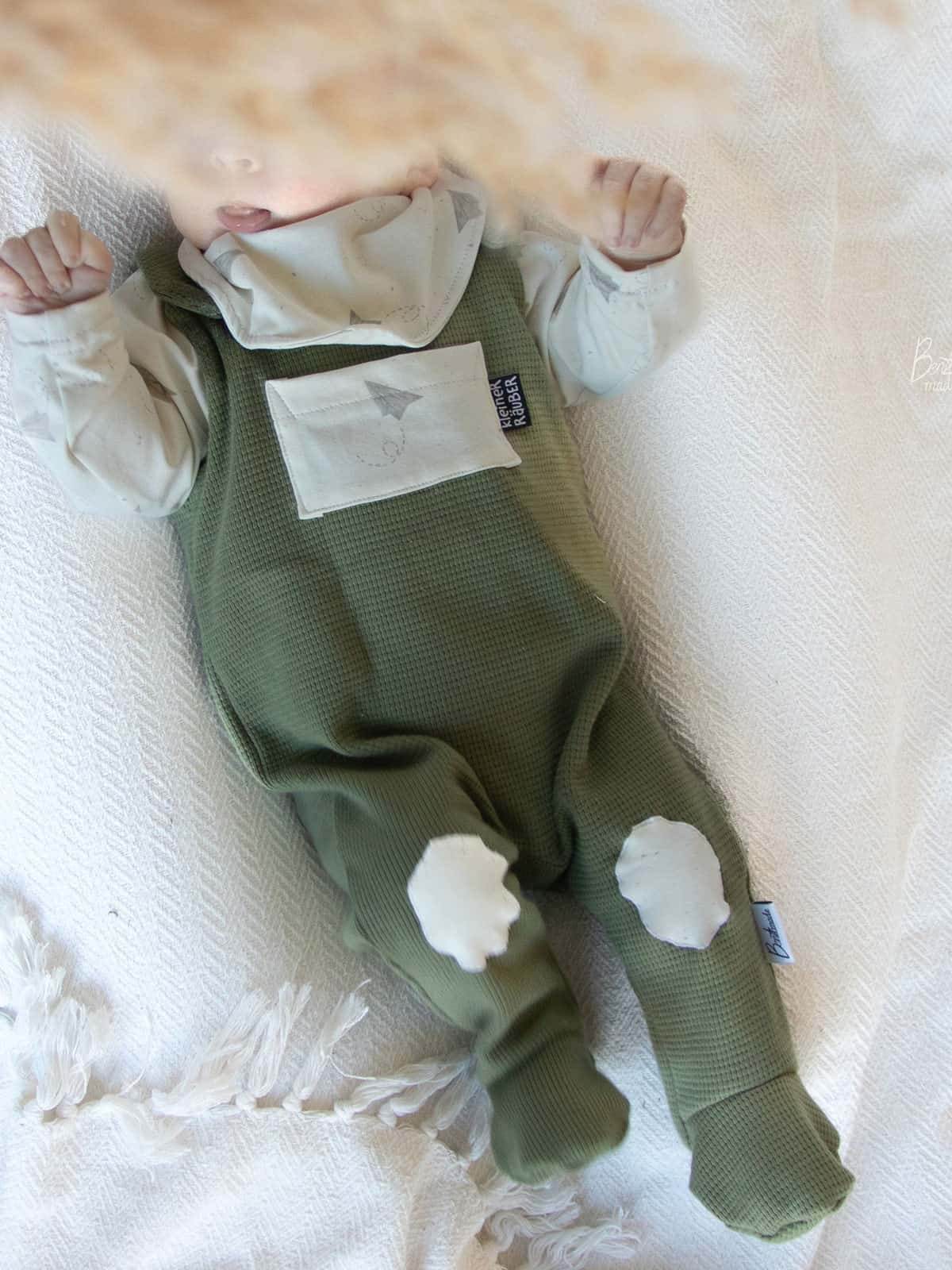 Freebook Happy Baby Mütze & Halstuch 50-92 - Sewando