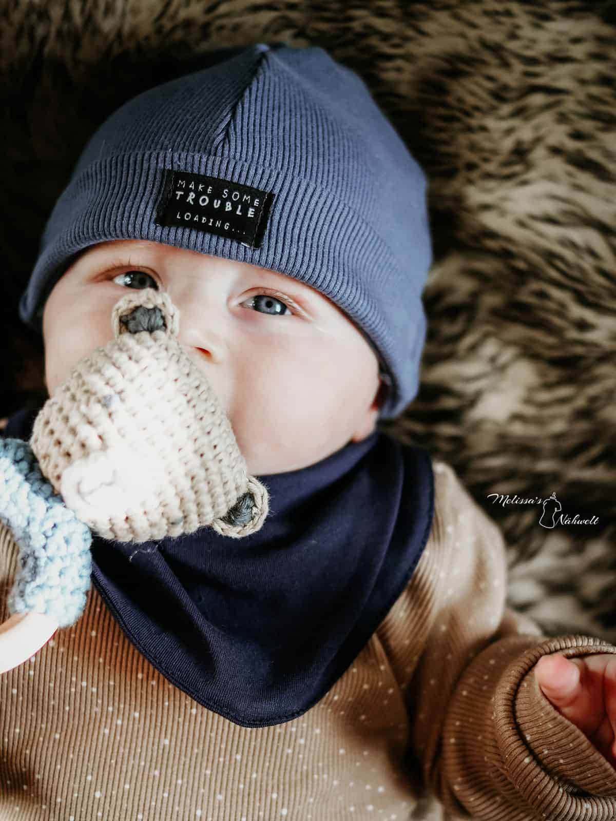 Freebook Happy Baby Mütze & Halstuch 50-92 - Sewando