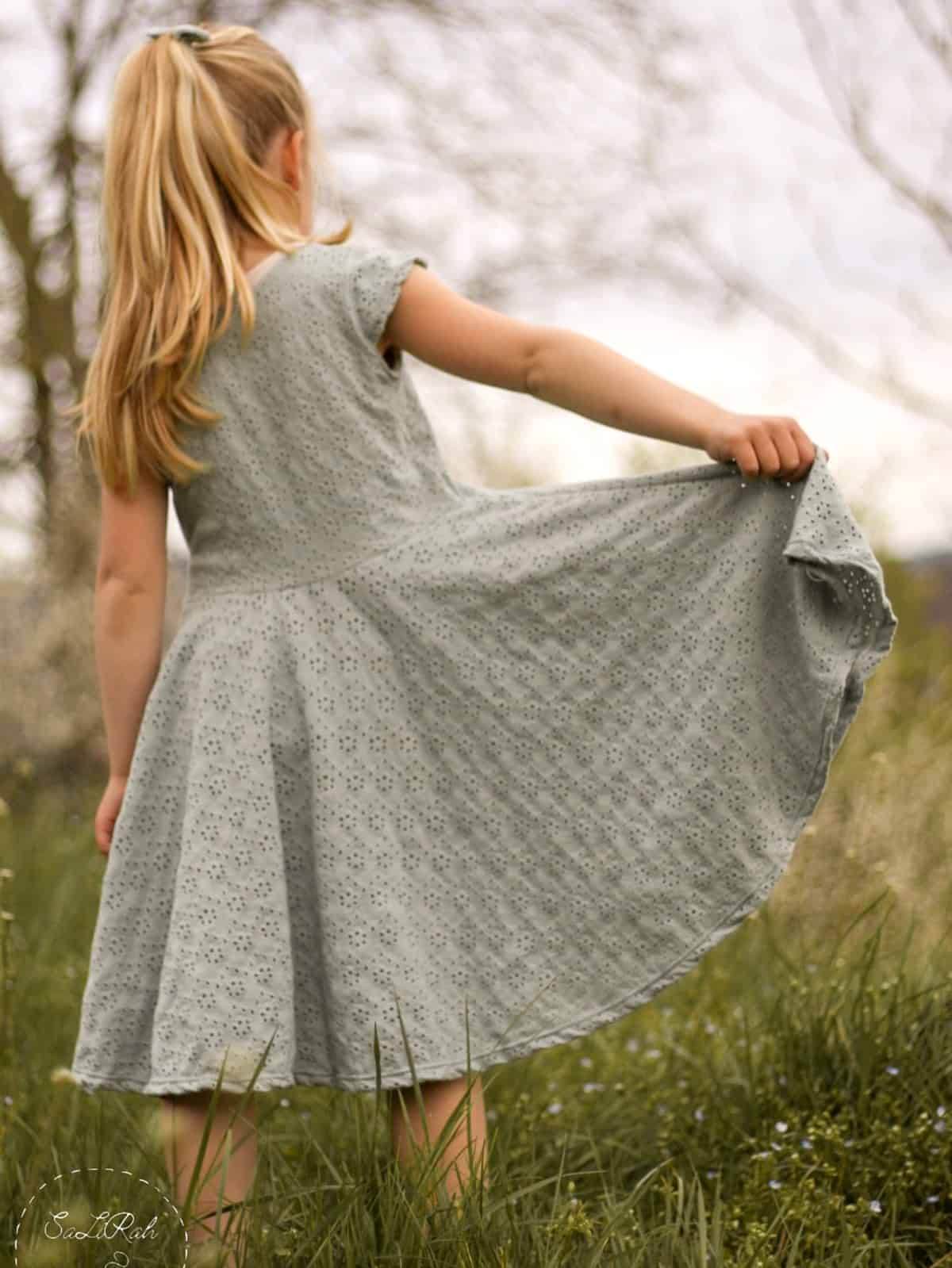 Schnittmuster Twirly Dress 62-146 [Digital] - Sewando