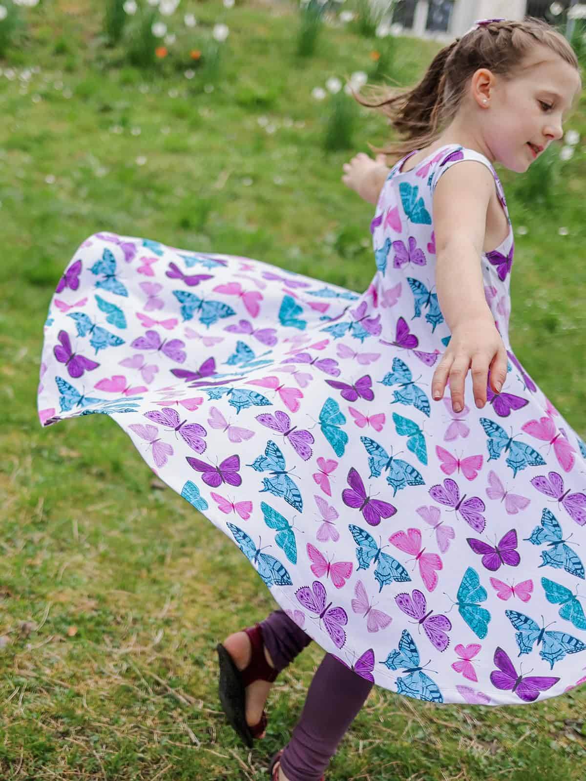 Schnittmuster Twirly Dress 62-146 [Digital] - Sewando