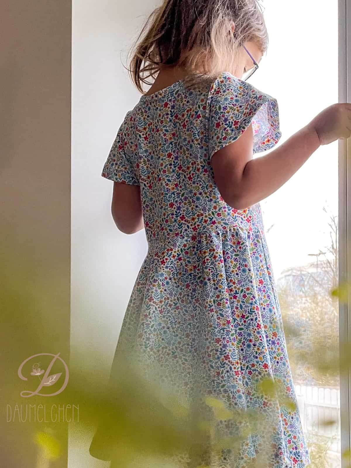 Schnittmuster Twirly Dress 62-146 [Digital] - Sewando
