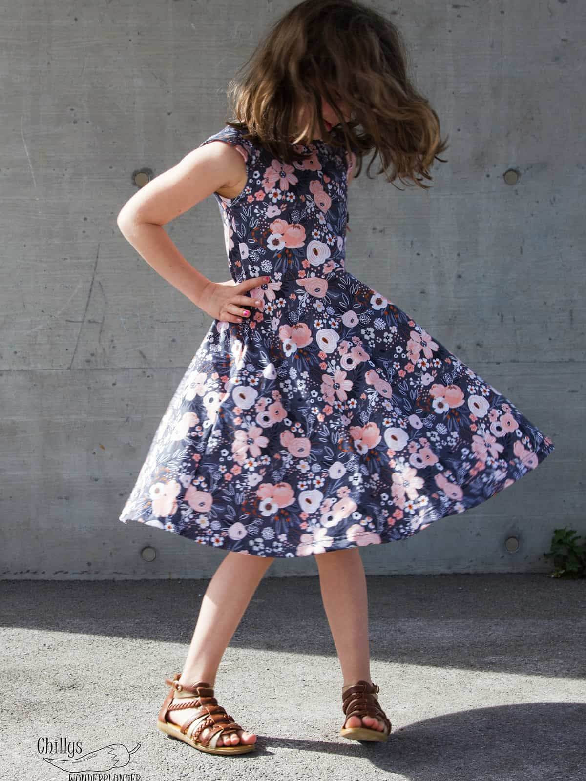 Schnittmuster Twirly Dress 62-146 [Digital] - Sewando