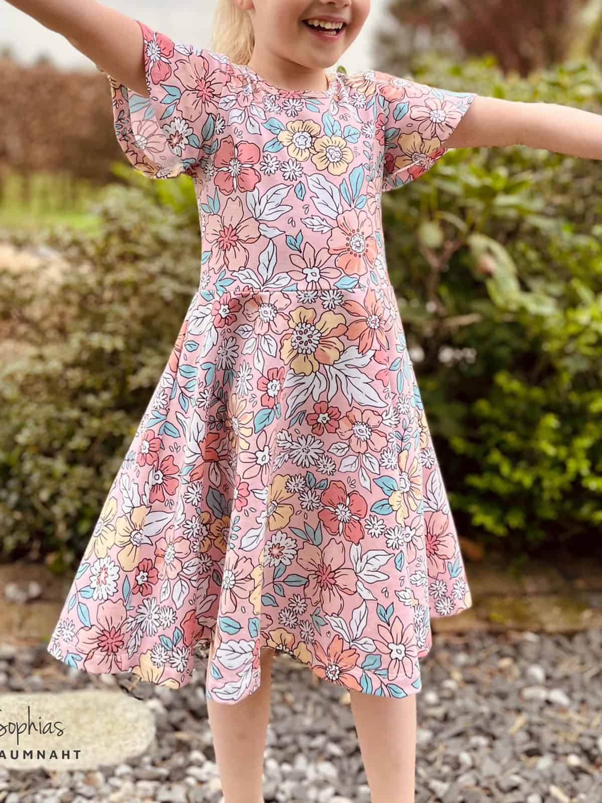 Schnittmuster Twirly Dress 62-146 [Digital] - Sewando