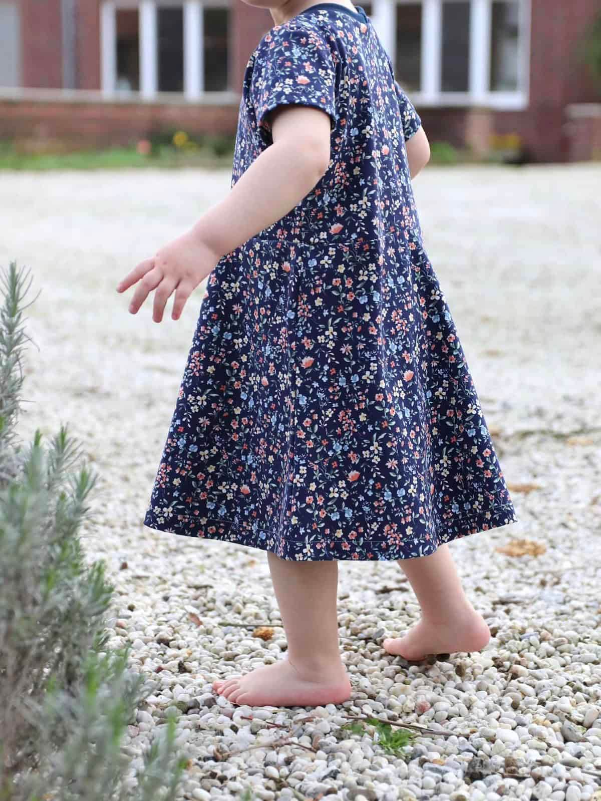 Schnittmuster Twirly Dress 62-146 [Digital] - Sewando
