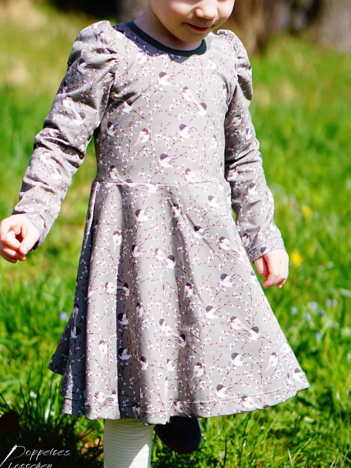 Schnittmuster Twirly Dress 62-146 [Digital] - Sewando