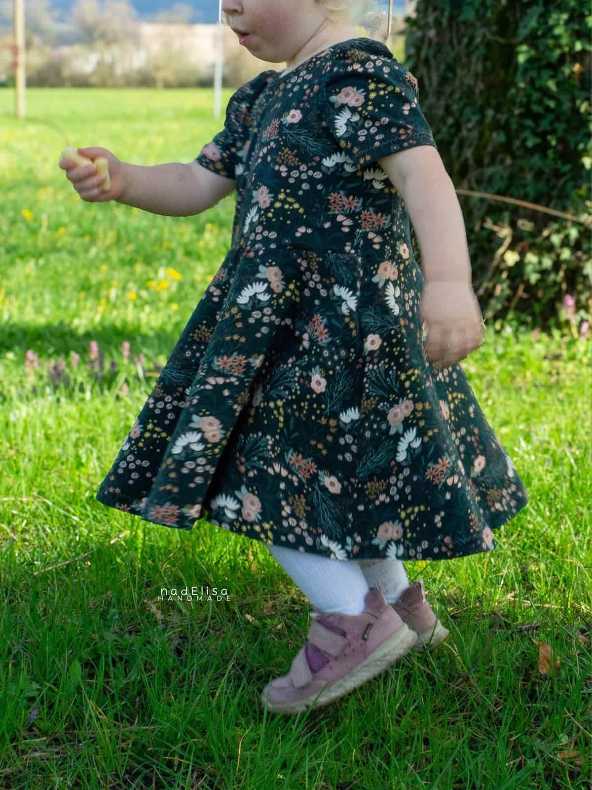 Schnittmuster Twirly Dress 62-146 [Digital] - Sewando
