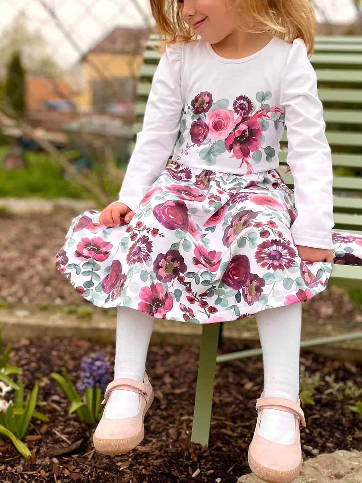 Schnittmuster Twirly Dress 62-146 [Digital] - Sewando