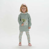 Schnittmuster Mädchen Tunika Hoodie ARWEN, lässige Kapuze und bequeme Passform, ideal für Kinder.