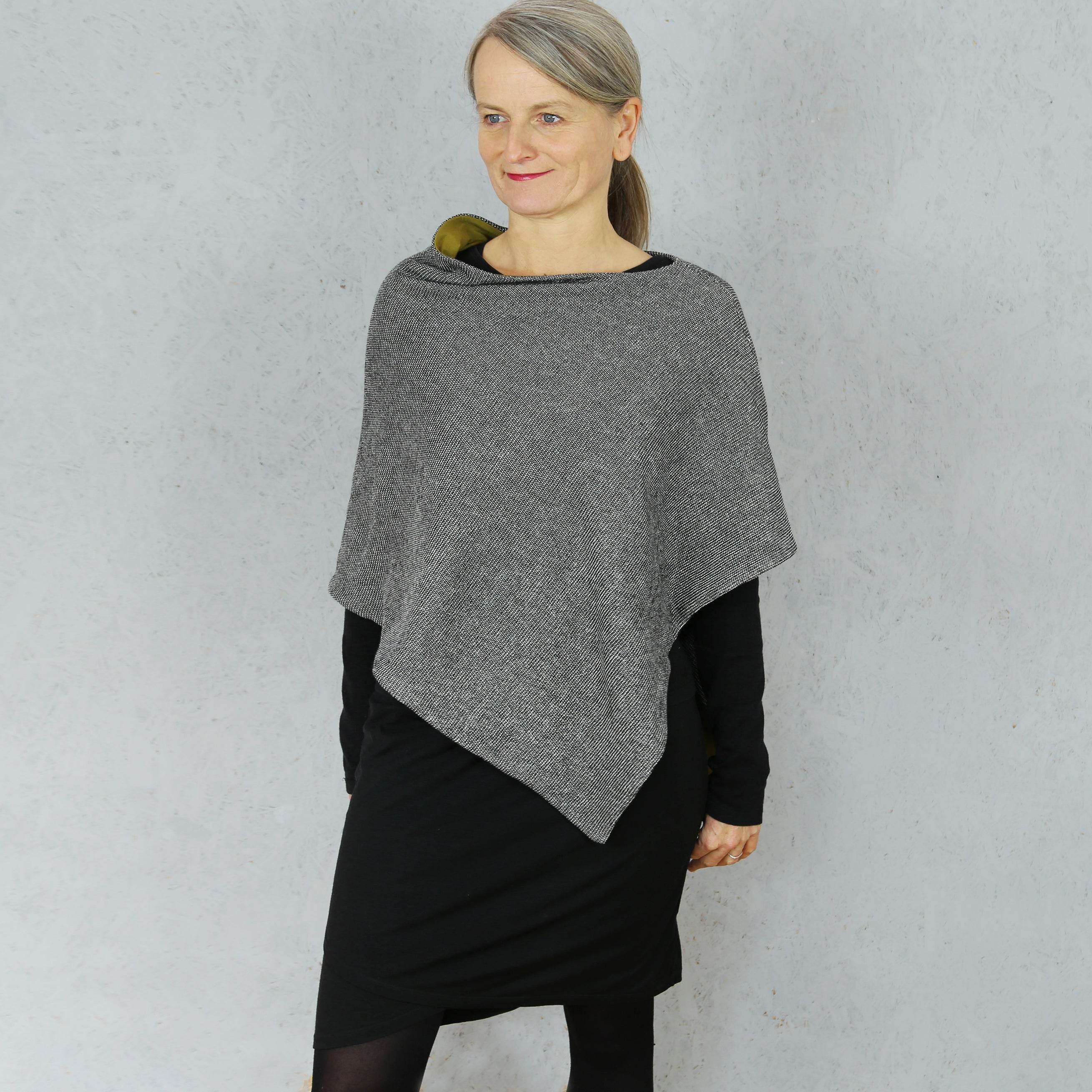 Wendeponcho FRAU PENNY | Schnittmuster Kids, Teens & Damen : - Sewando