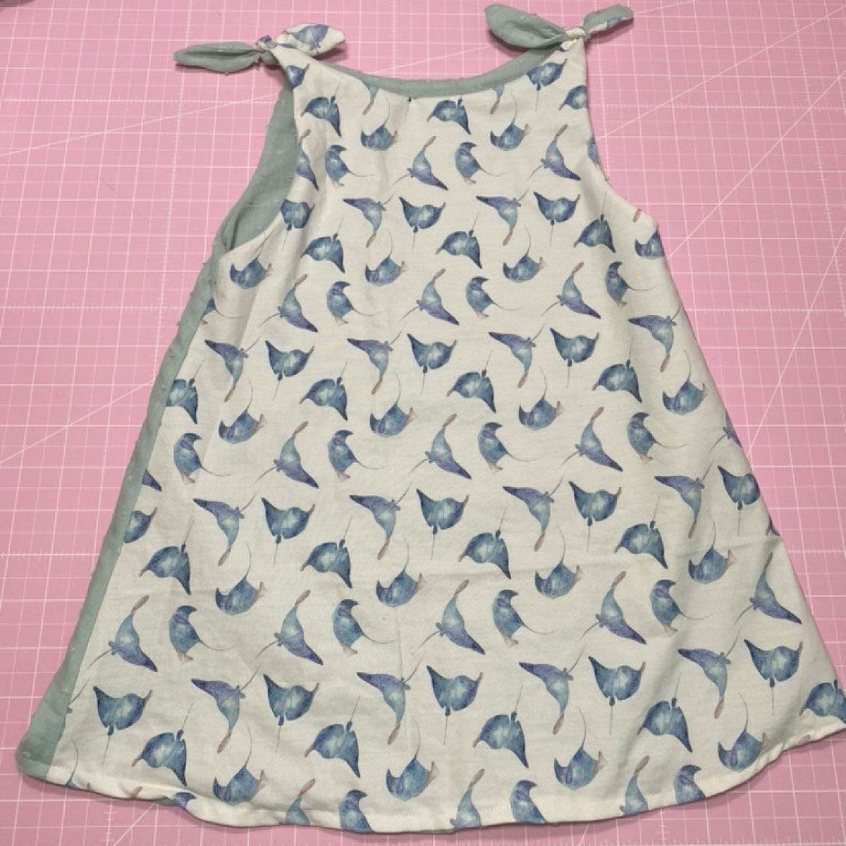 Schnittmuster zauberhaftes Wendekleid Gr. 80-128 - Sewando