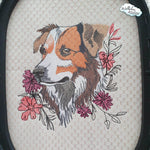 Hund Stickdatei – treuer Blick und Blumenzauber für deine Stickmaschine - Sewando