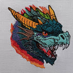 Drache Stickdatei – feuerspeiender Fantasy-König für deine Stickmaschine - Sewando