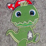 Dino Applikation Stickdatei – cooler Dino mit Basecap für kleine Abenteurer - Sewando