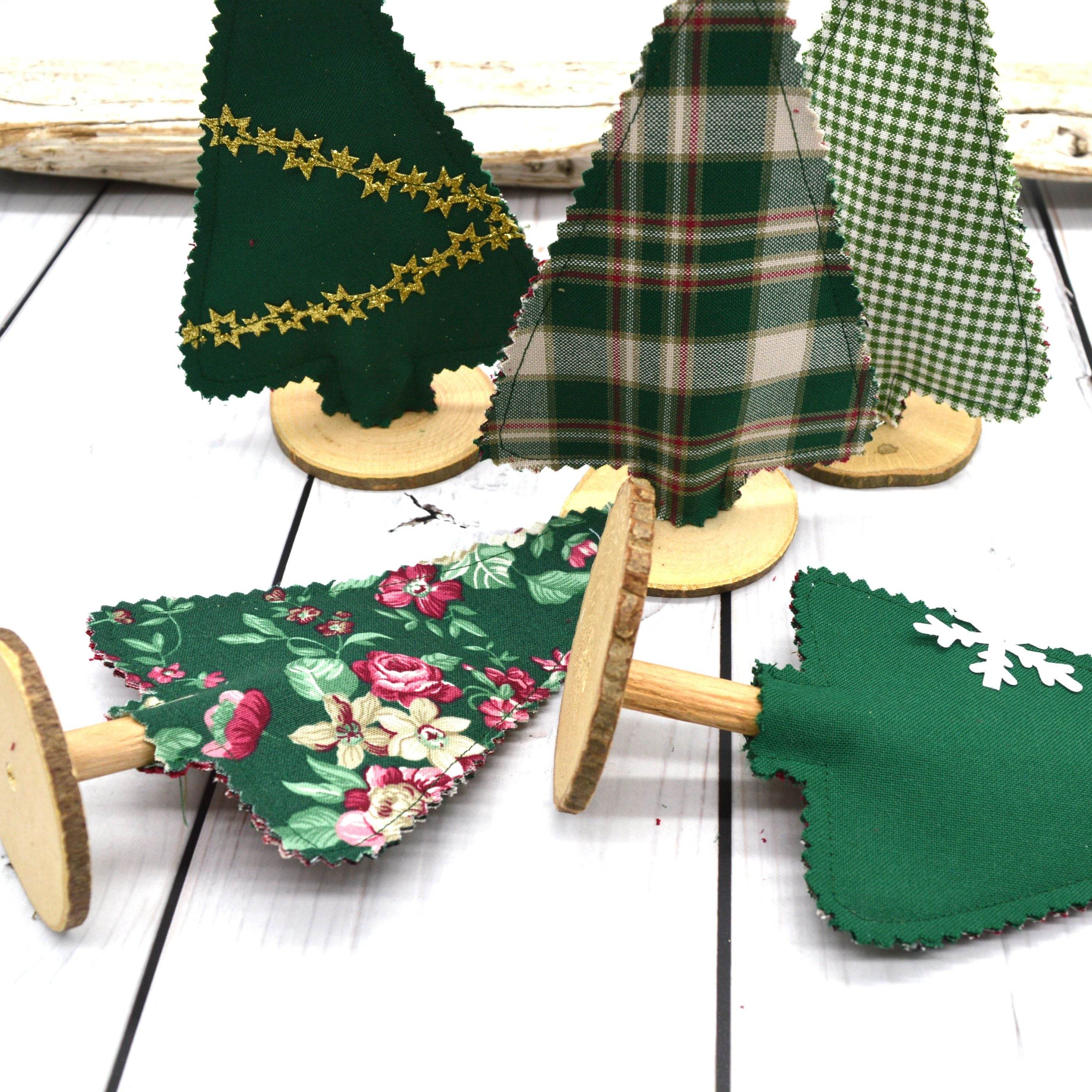 Stickdatei ITH Tannenbaum Wunscherfüller Adventskalender - Sewando