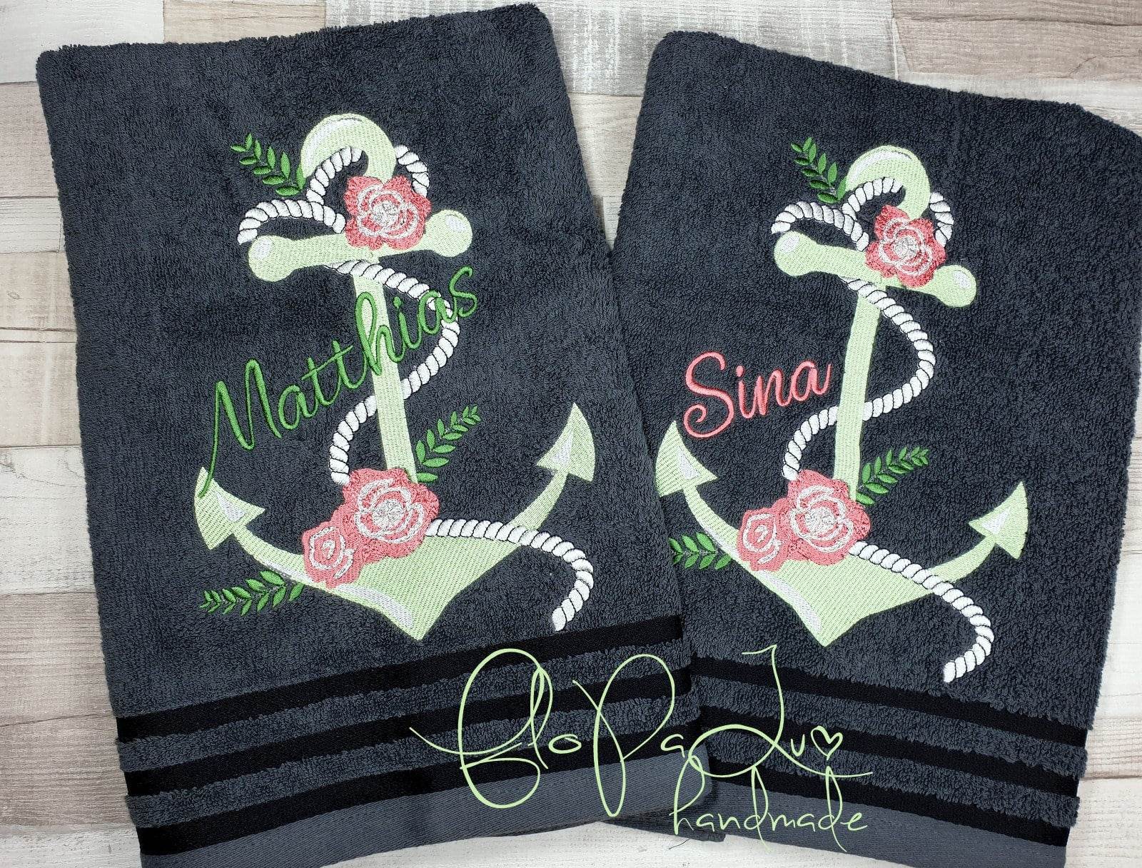 Anker Stickdatei – Maritimes Motiv mit Blumen und Seil - Sewando