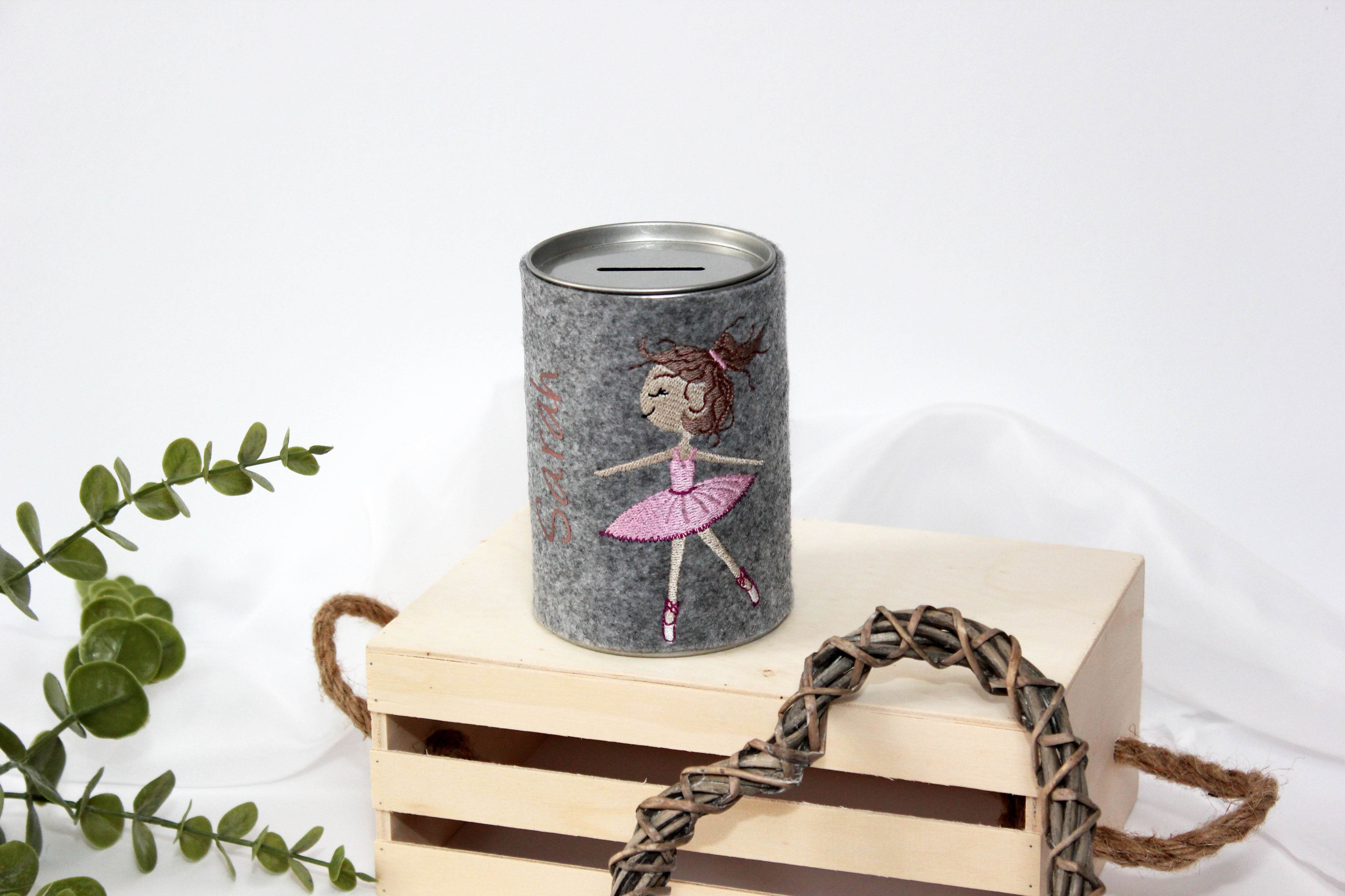Stickdatei Ballerina Vollstick 2 Größen - Sewando