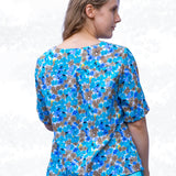 Schnittmuster Becky – Lockere Bluse mit Passe & Brustabnähern Gr. 34-50 / BU 80-116 - Sewando