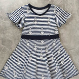 Schnittmuster Bella – Kinderkleid mit Taillenband & Flügelärmeln Gr. 86-158 - Sewando