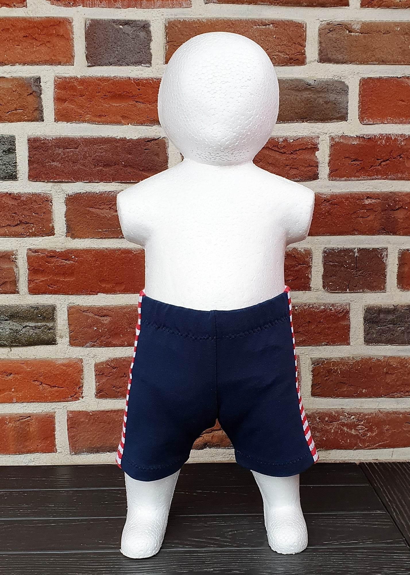 Bobby – Knieumspielende Babyshorts / Sommerhose Gr. 44-98 - Sewando