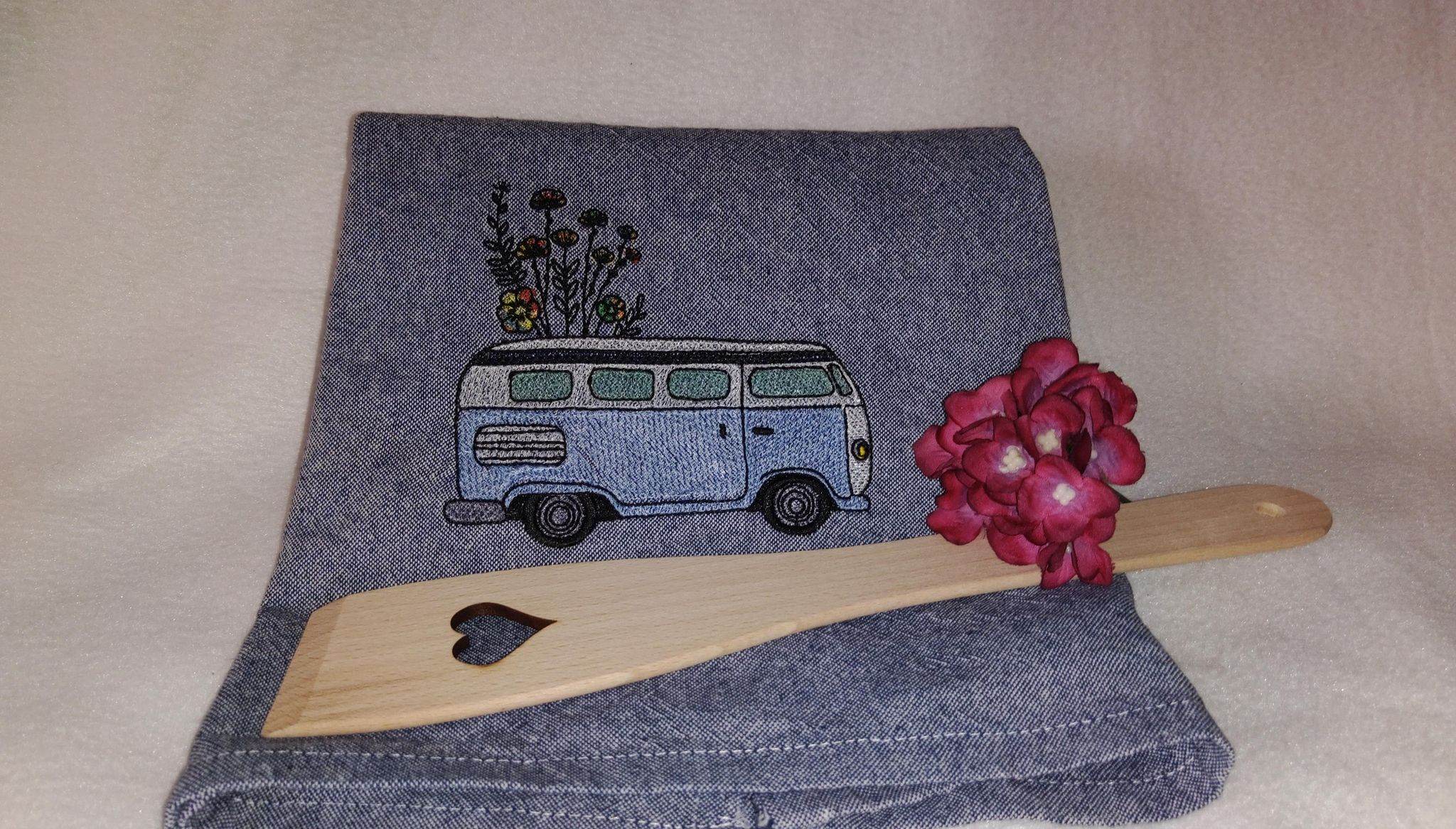 Stickdatei Retro Bus Camper Wohnwagen Hippie - Sewando