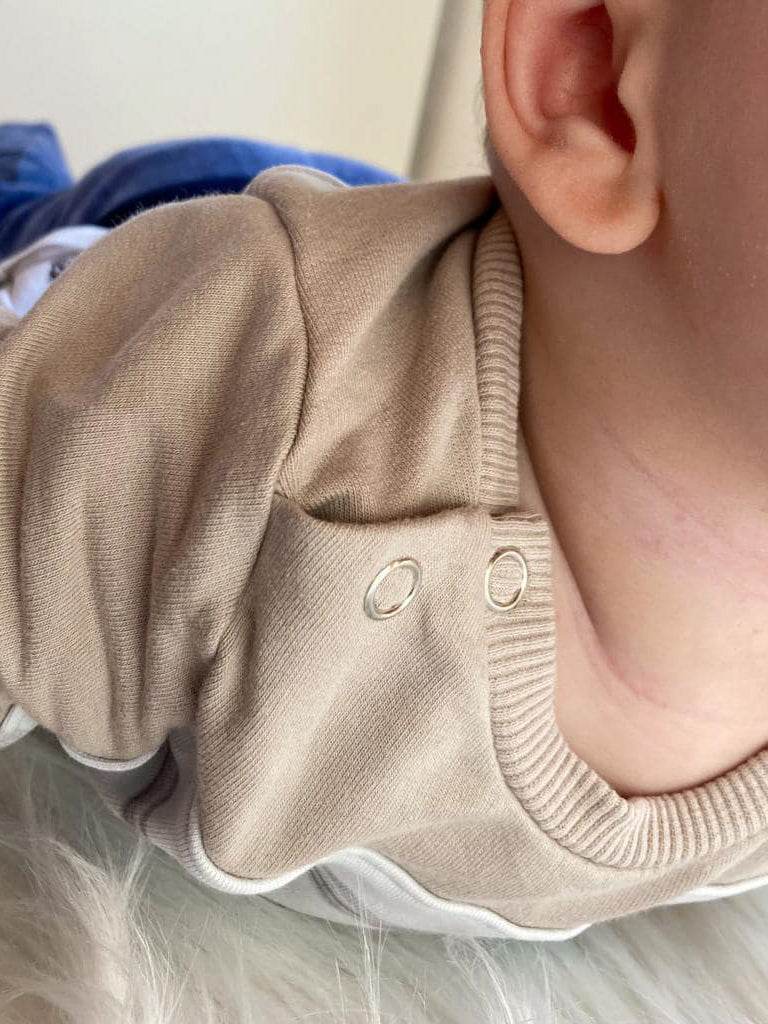 Mini Schwiiz-Hoodie, Schnittmuster Grösse 50-92 - Sewando