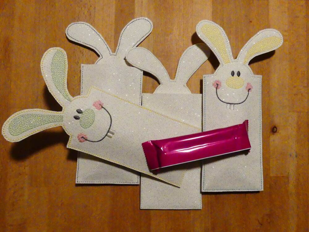 Stickdatei BUNNY Hüllen für Schokolade, Schokoriegel, Geldscheine etc. - Sewando