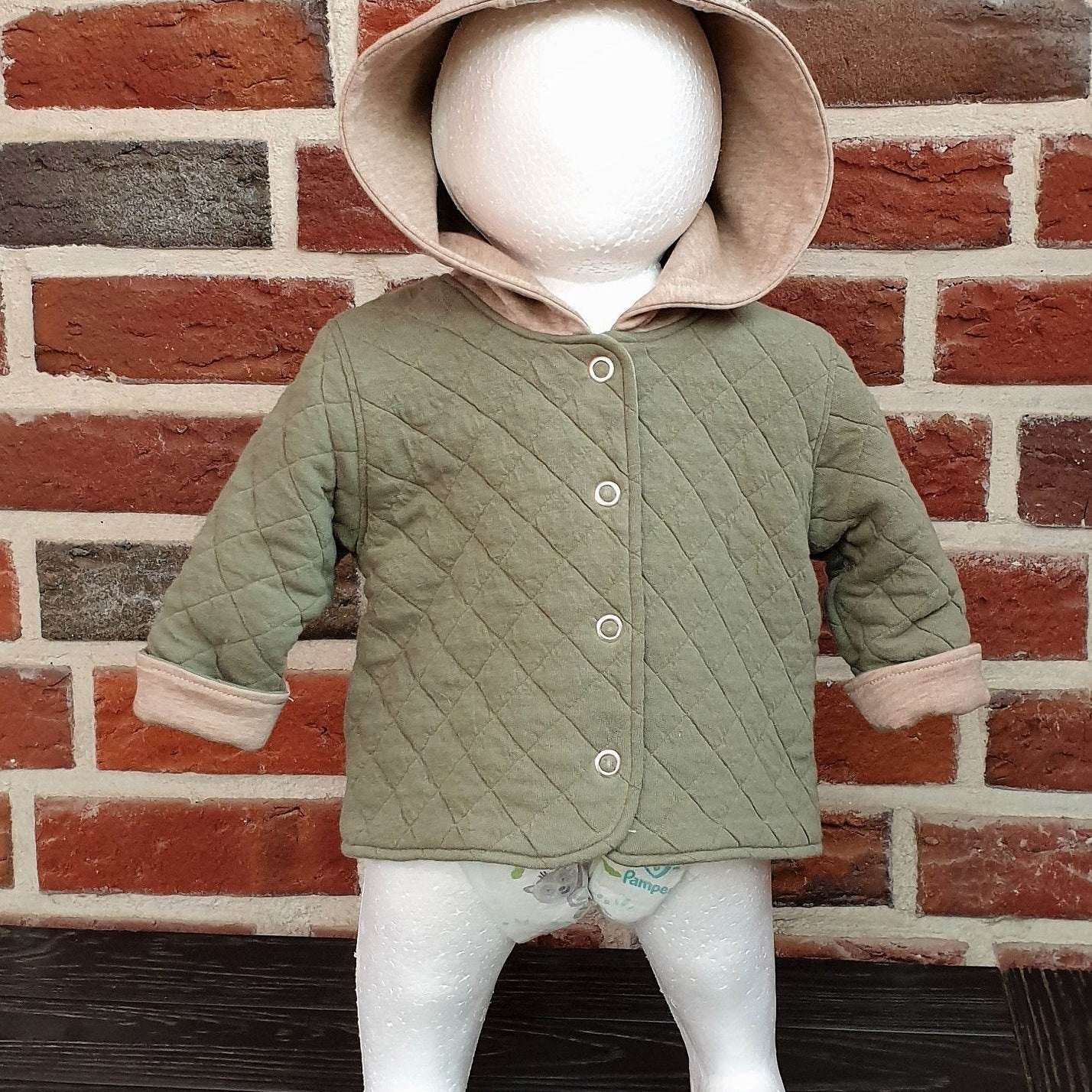 Schnittmuster Charly – Babyjacke mit Kapuze, Kragen oder Rundhalsausschnitt Gr. 44-98 - Sewando