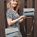Chloe - Handtasche mit Klappe - mit oder ohne Reißverschluss - in 2 Größen