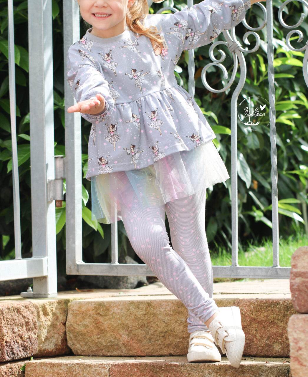 RUFFLE SWEATER LINA 80-164 - Sewando