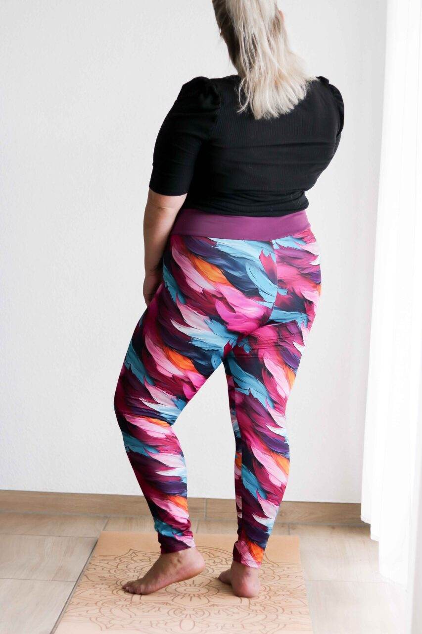 Schnittmuster CL*OVELY LEGS WOMAN 34-56 - Sewando