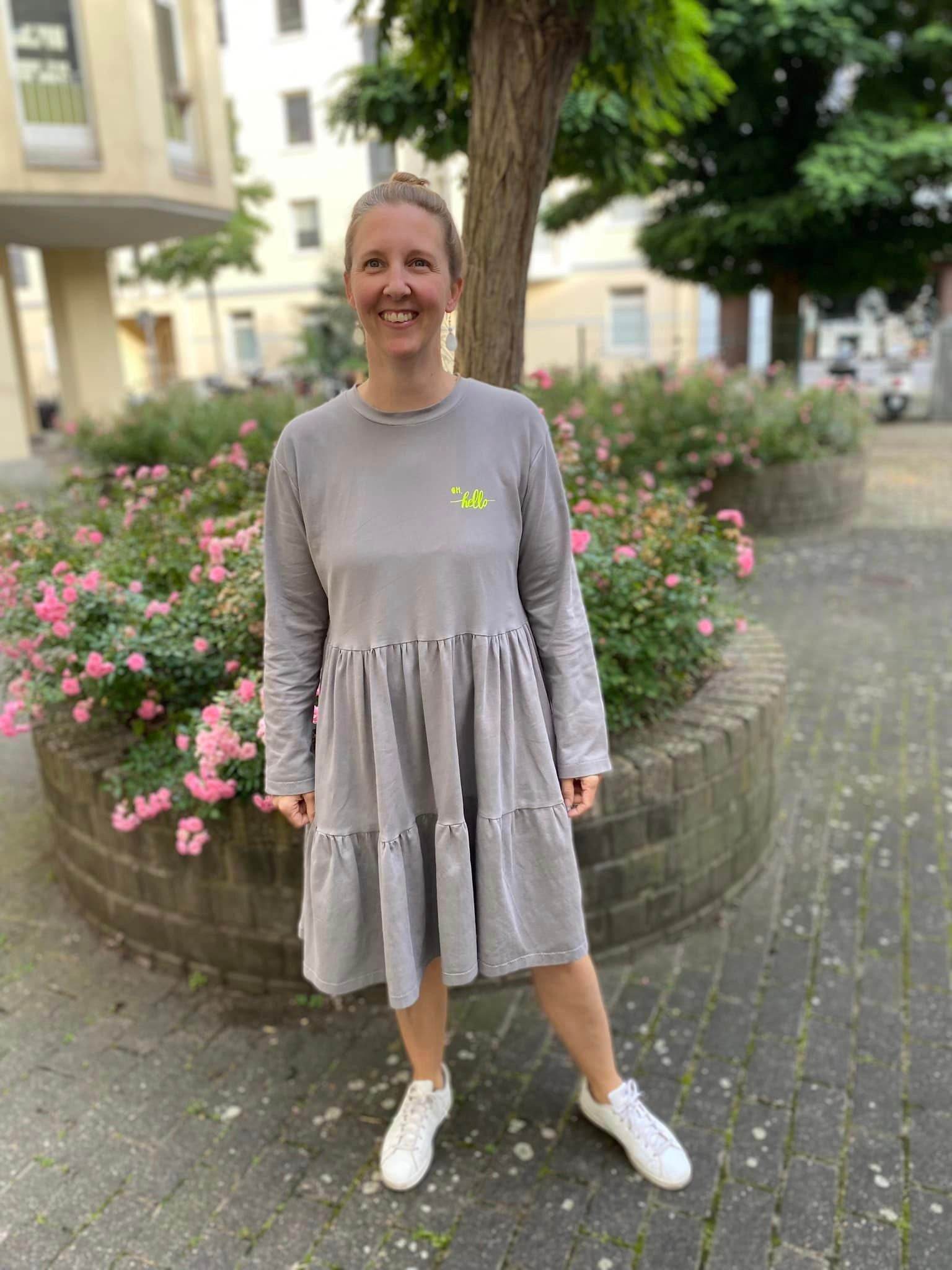 Schnittmuster Damenkleid Regnbue Mor Gr. 32-50 - Sewando
