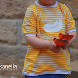 Schnittmuster timtom No.33 Shirt mit Vokuhila-Saum und optionalen Strick- oder Häkeldetails Gr.86-128 - Sewando