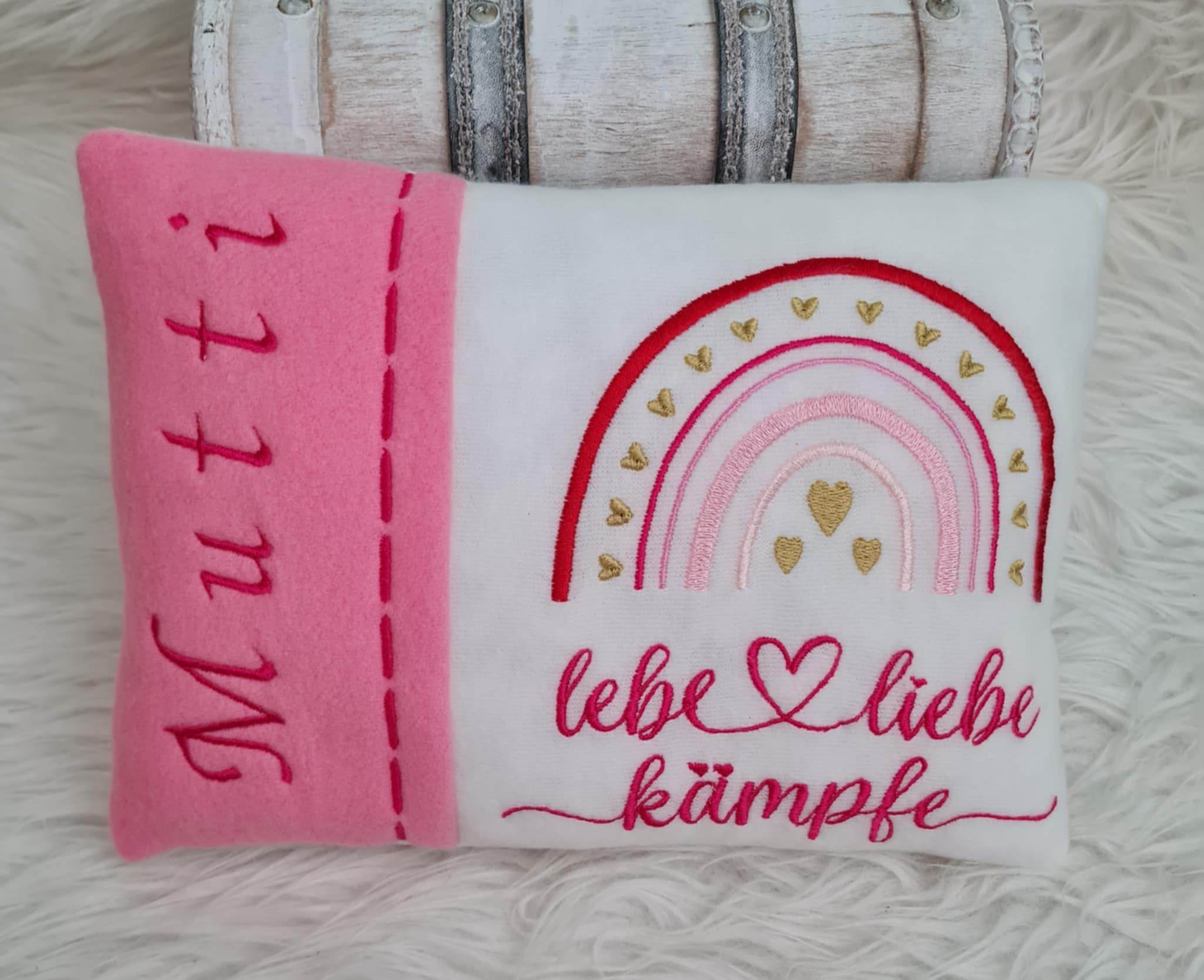 Stickdatei Schrift mit Herzen In Love 3 ca. 25mm Set 641 - Sewando