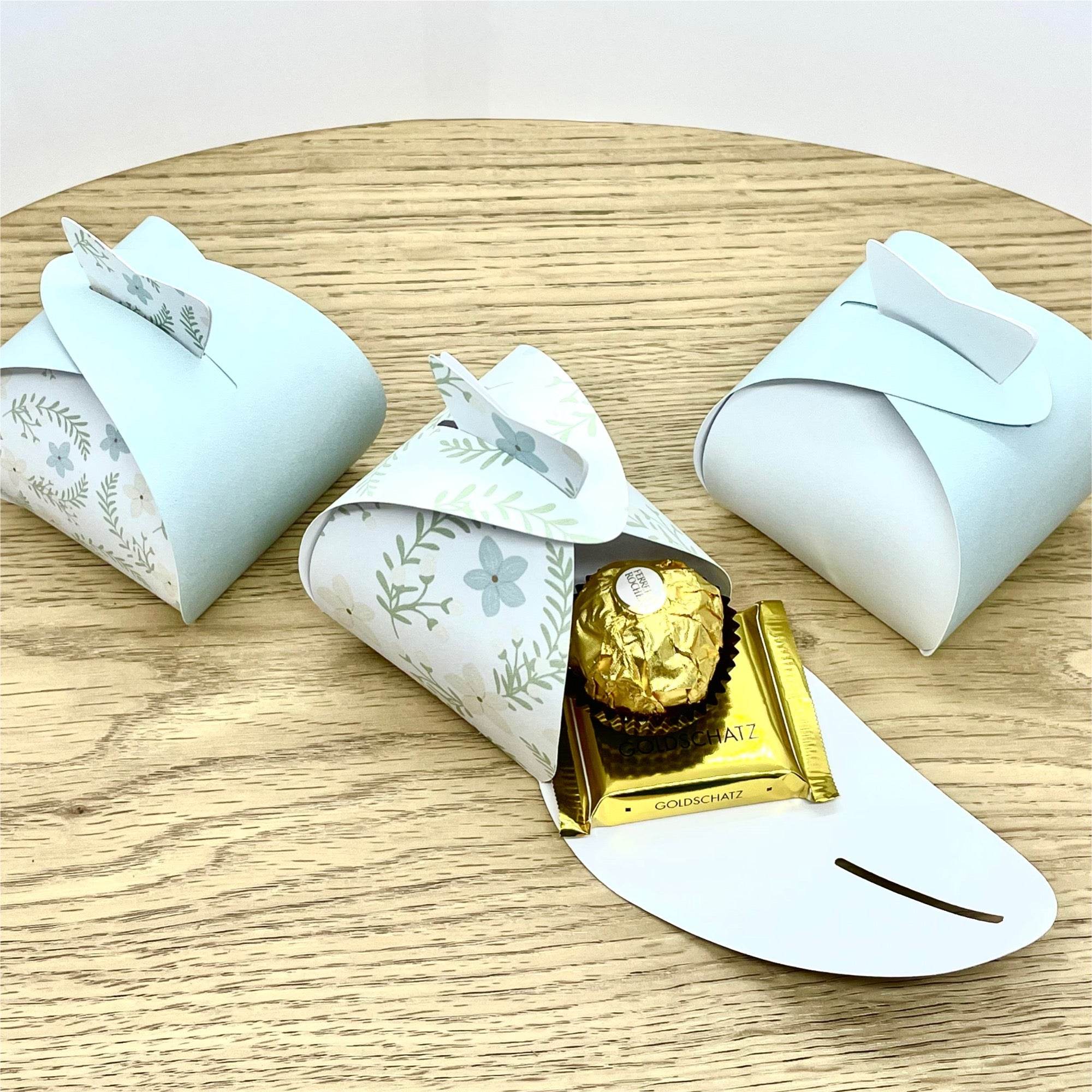 Bundle 3 Geschenkboxen Blumen blau - Printable und Plotterdatei - Sewando