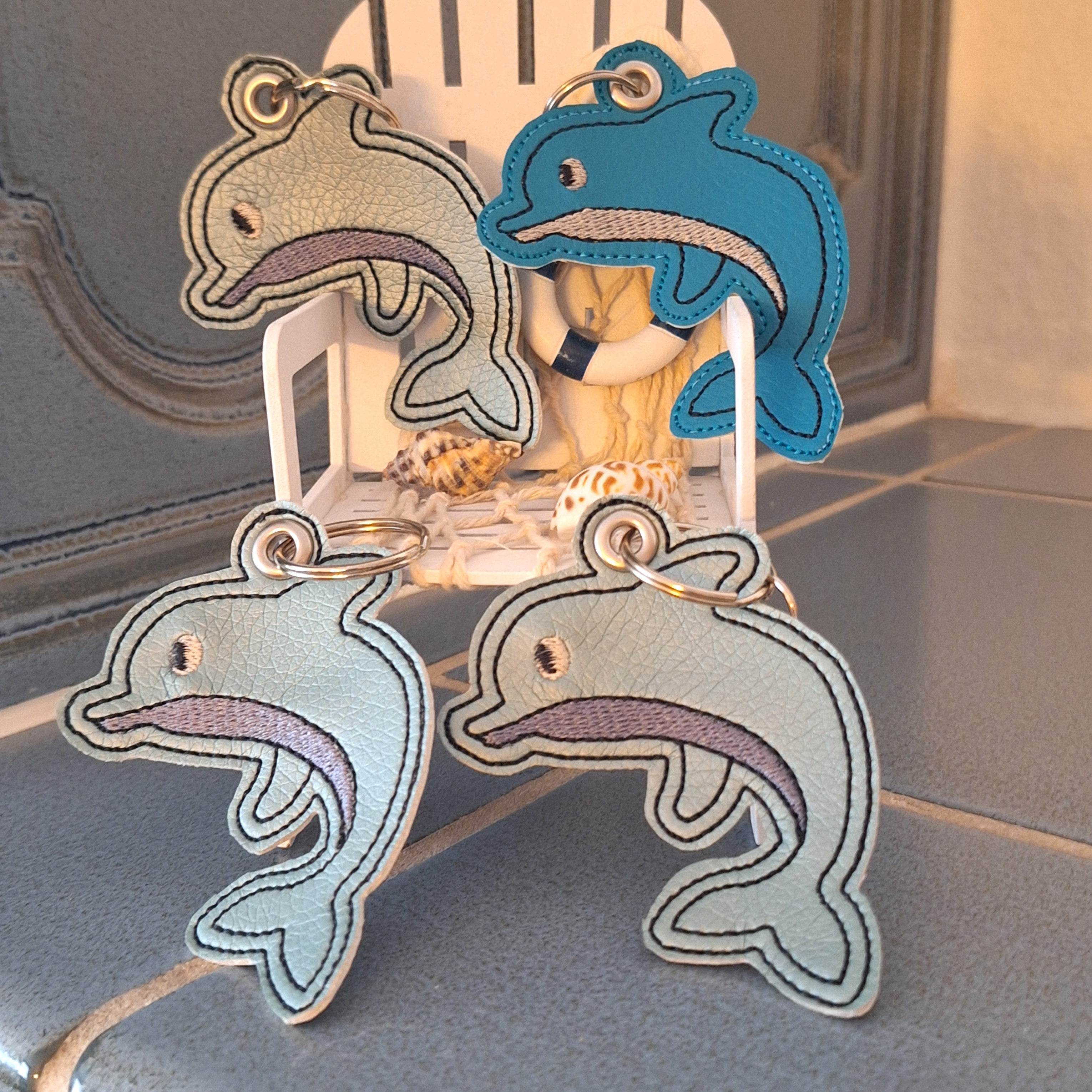 Stickdatei Delfin Schlüsselanhänger ITH Stickdatei - Sewando