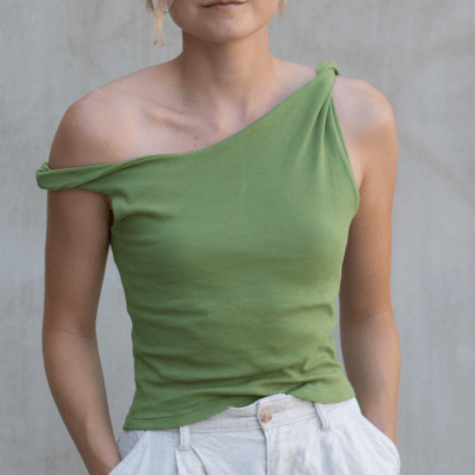 Schnittmuster Asymmetrisches One-Shoulder Top mit Drehung - JULE - Gr. 32 - 46 - Sewando