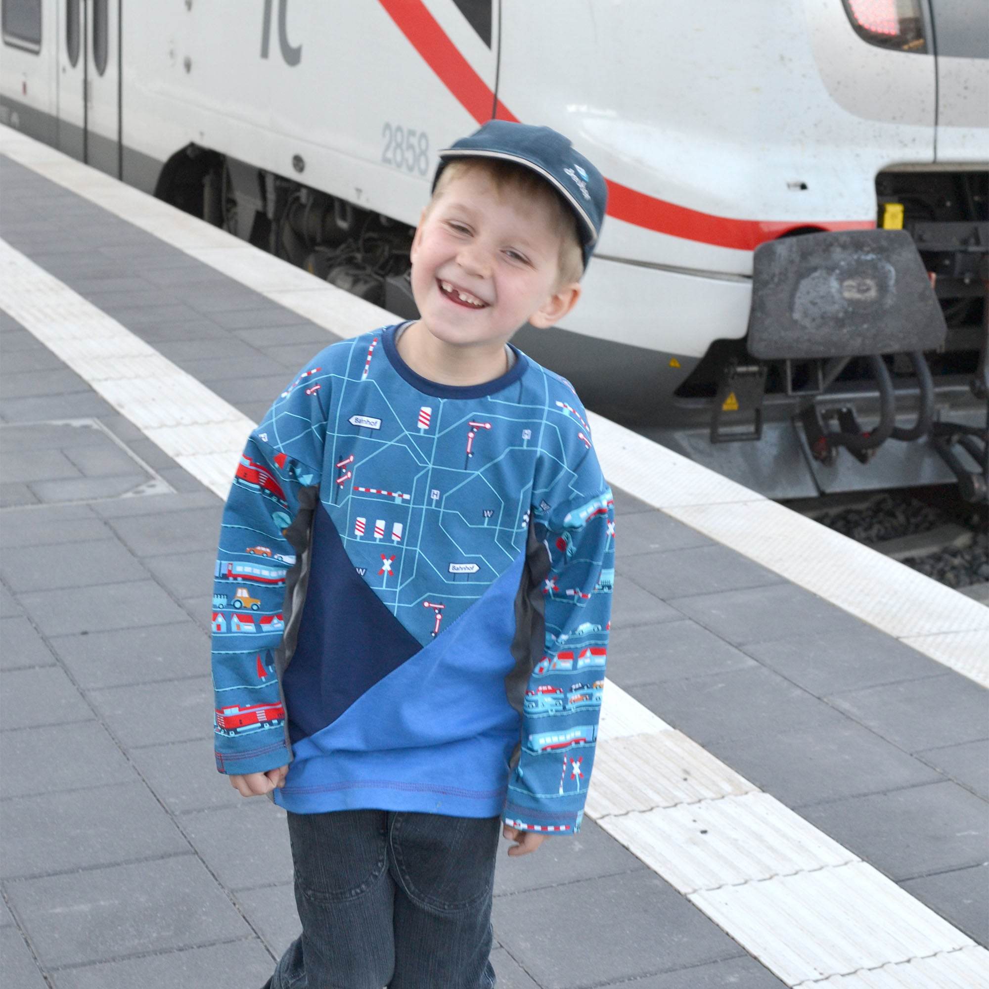 Schnittmuster Kindershirt Pasi - Größe 80 - 164 - Sewando