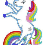 Stickdatei Einhorn stehend auf einer Wolke mit Regenbogen - Sewando