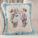Traumhaftes Einhorn mit Blumen und Schmetterlingen – Stickdatei für deine Stickmaschine - Sewando
