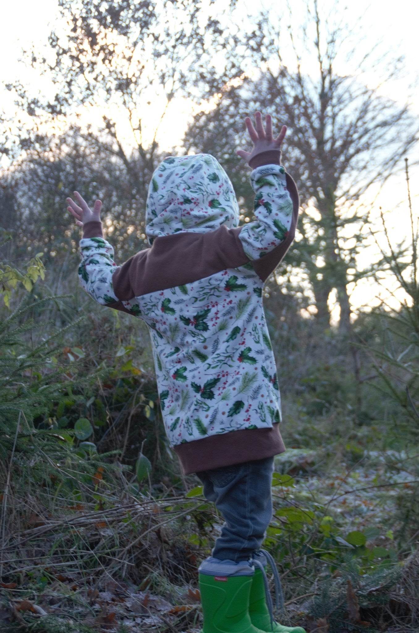 Schnittmuster Hoodie Hoodiekleid Lille Lys Gr. 64-164 - Sewando