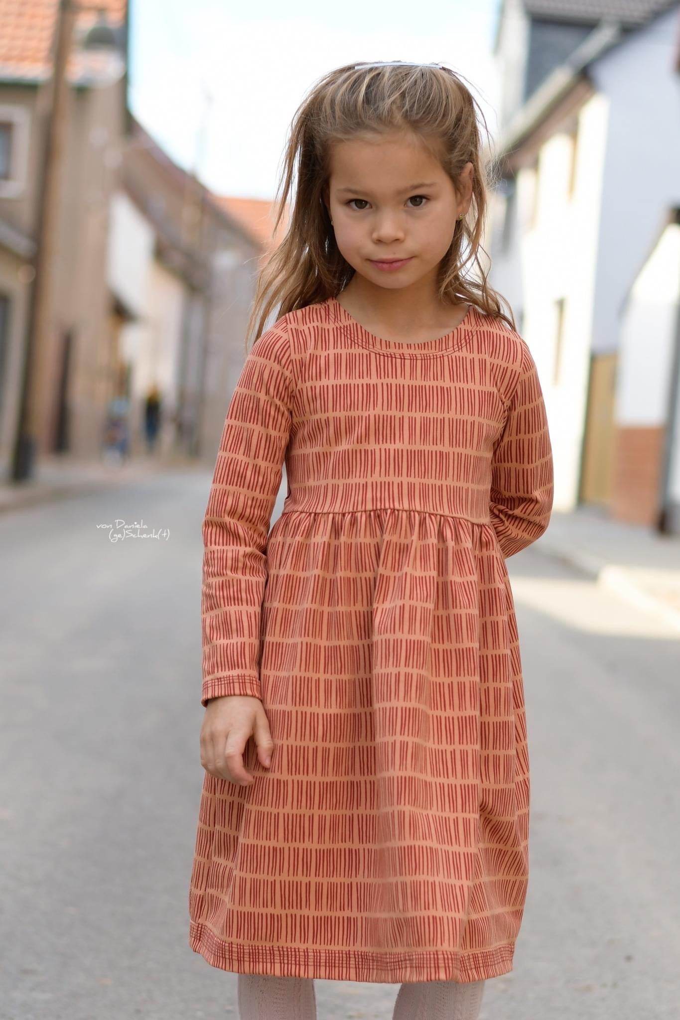 Schnittmuster Curved Crop Top inkl. Unterkleid BEAMER Version -Gr. 86-164 : - Sewando