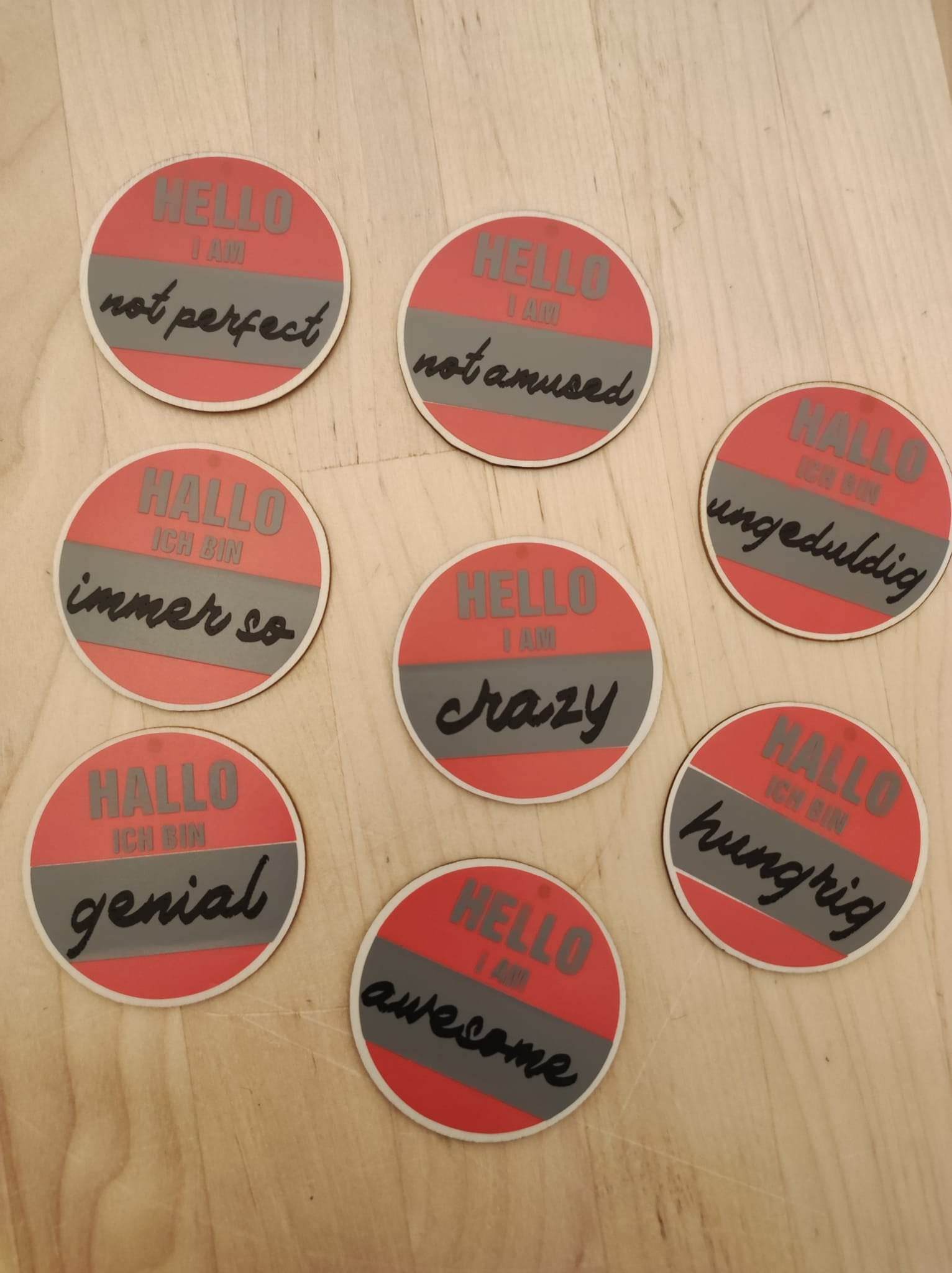 *Hallo/Hello Patches/Button* Plotterdatei Sticker - Sewando